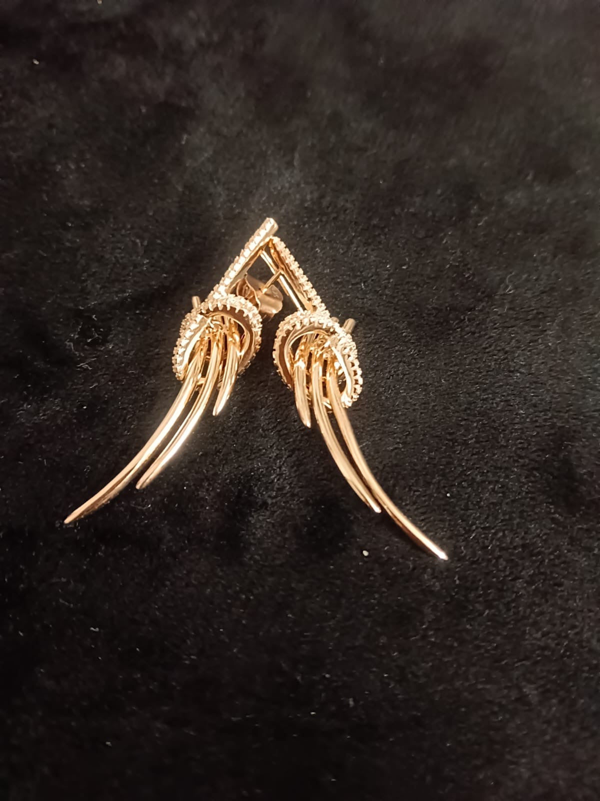 925 Silver Curve Knot Earrings – One of a Kind Modern Design