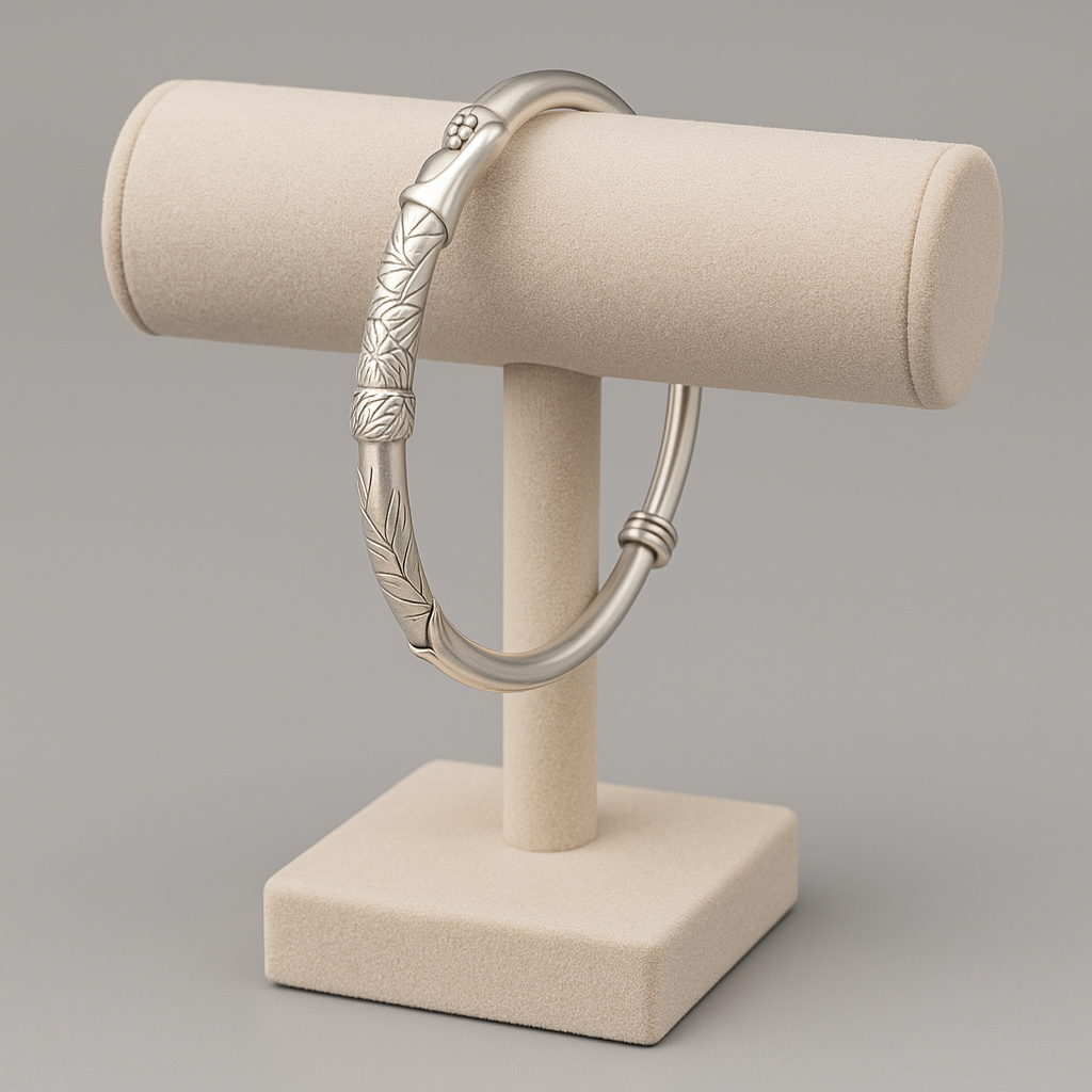 Handcrafted Silver Leaf Motif Bangle | Elegant Adjustable Design