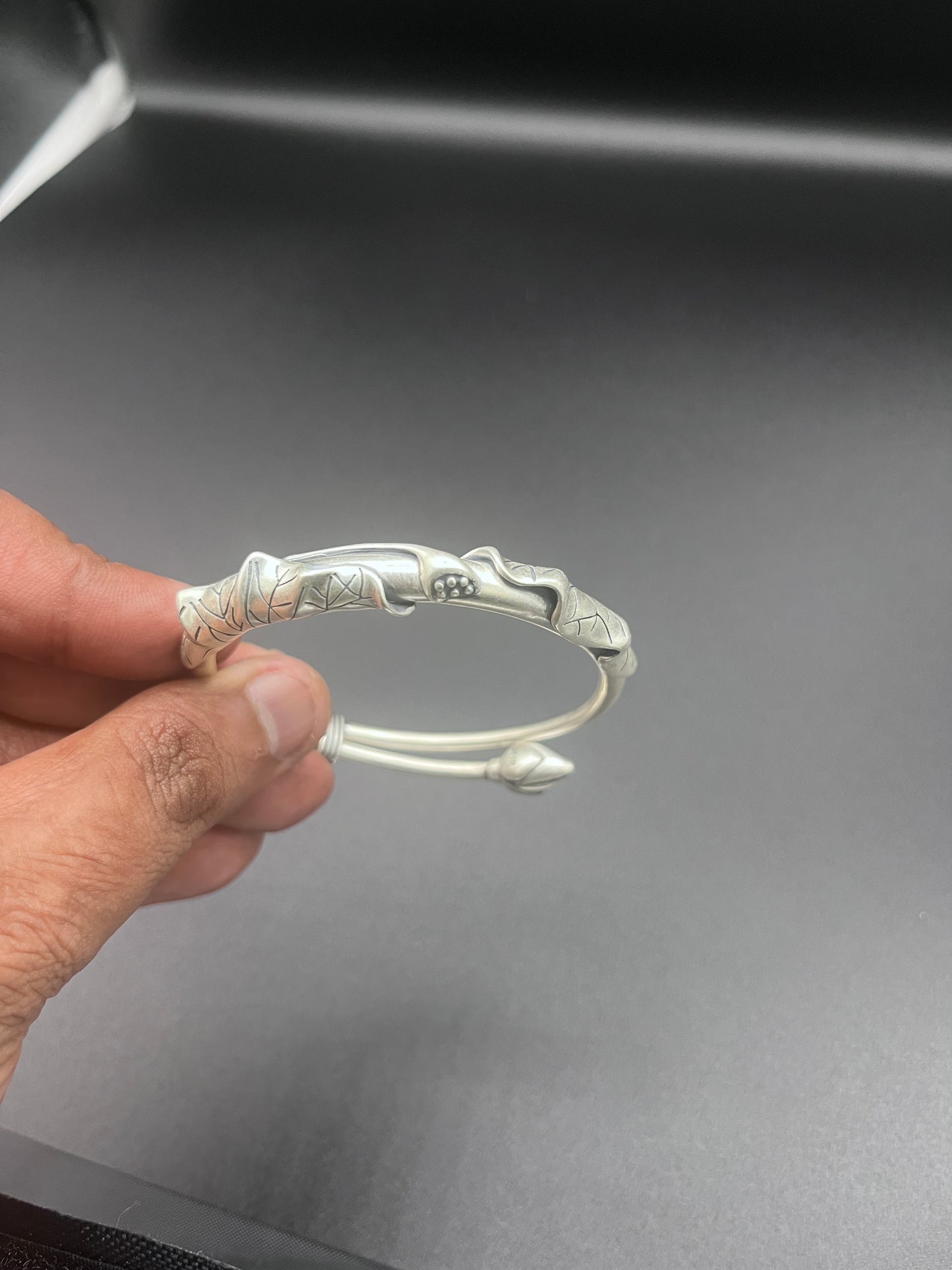 Handcrafted Silver Leaf Motif Bangle | Elegant Adjustable Design